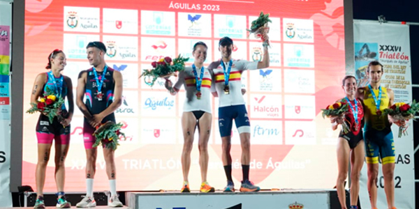 Noelia Juan y David Cantero campeones de España de triatlón sprint